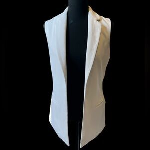 ZARA sleeveless white blazer vest